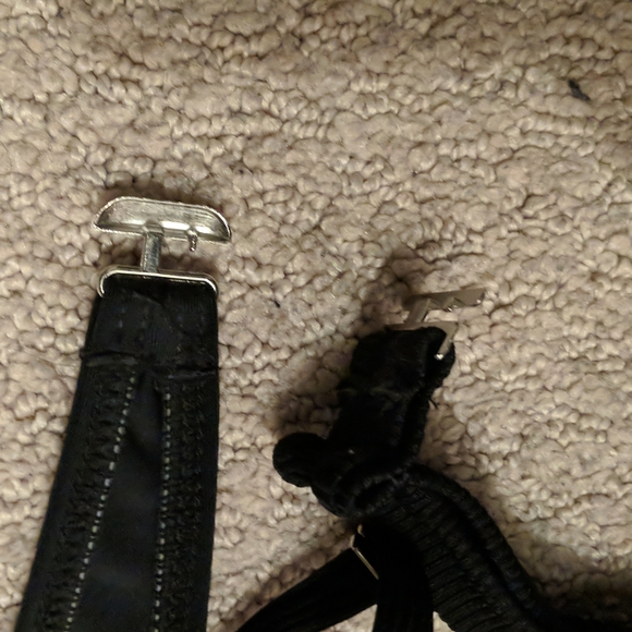 Bundle of swim suit tops - Picture 4 of 5